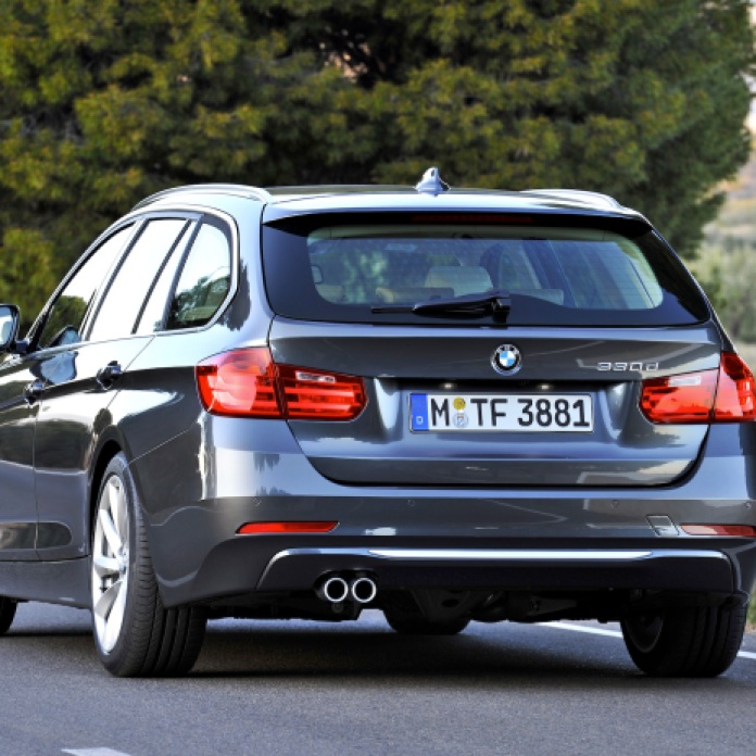 BMW-3-Series-Touring-rear